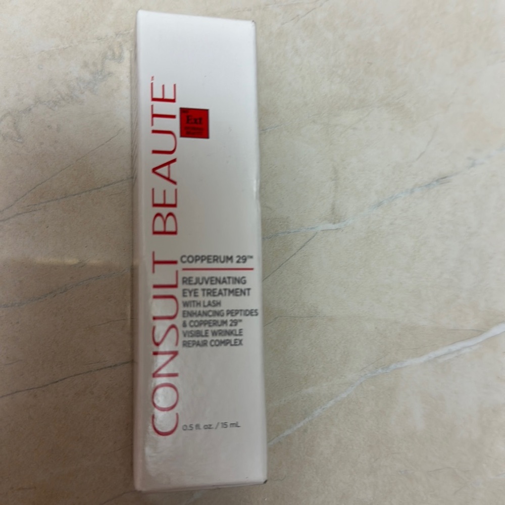 Consult beaute rejuvenating eye treatment
